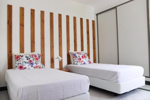 Apartamento Salgados Mar