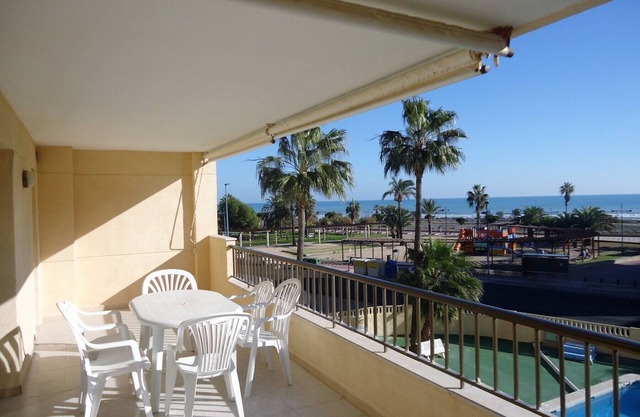 Apartamentos Alboran 4/6 LEK