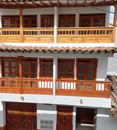 Apartamentos con estacionamiento cerca al parque