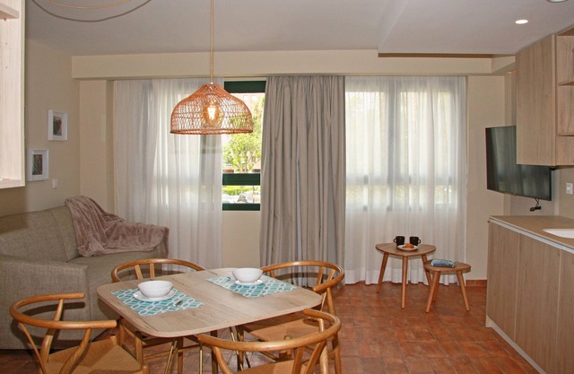 APARTAMENTOS LAS CIENCIAS STUDIO M. 2 PAX + WIFI + PARKING + AIRE ACONDICIONADO