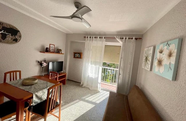 Apartamentos Ismael. Isabel