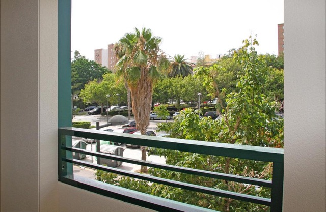 Apartamentos Las Ciencias F