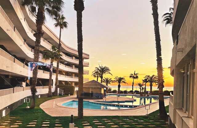 Apartamentos Palmera Beach