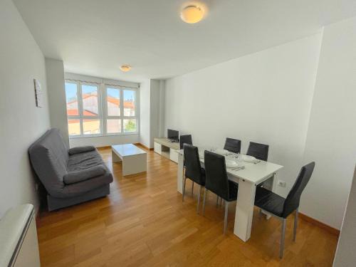 Apartamentos Playa Coira Portosin 3000