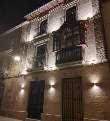 Apartamentos Sol Obispo Toral