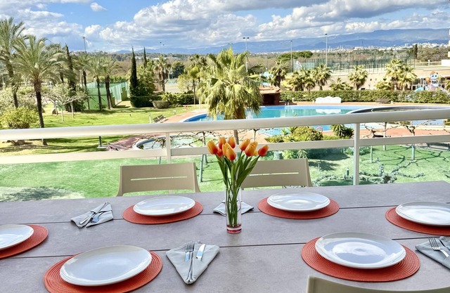 APARTBEACH LOS JUNCOS 2 RESIDENTIAL