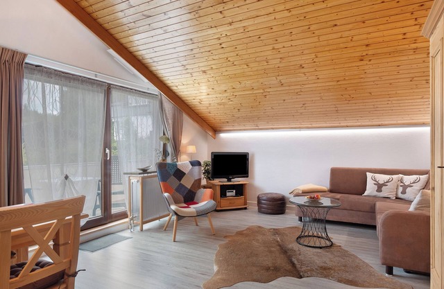 Ferienwohnung 'Ringelblume, 42qm' mit Balkon und Wi-Fi