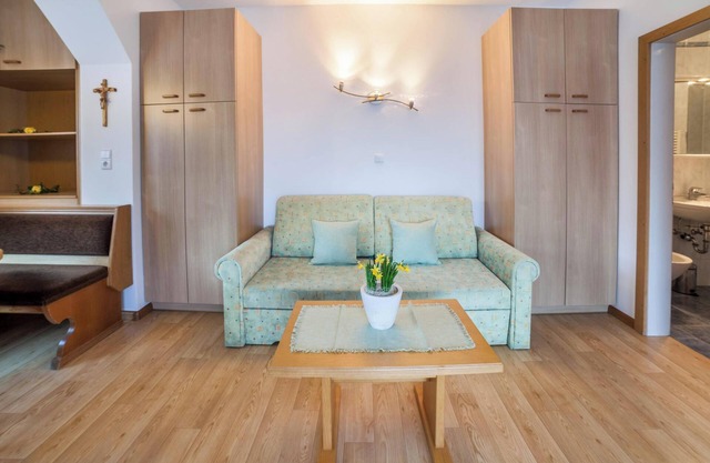 Ferienwohnung 'Residenz Pichler 6' mit Bergblick, Terrasse & WLAN