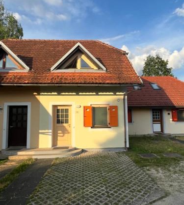APARTMA BUQEZ-HOUSE 79 with Termal Riviera Čatež tickets