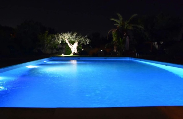 VILLARORI - Chalet mit Pool in der Nähe von Lecce