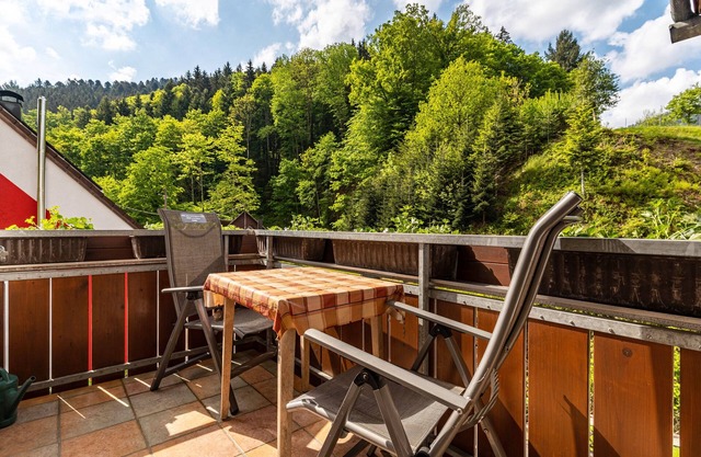 Ferienwohnung 'Doppelzimmer 2' mit Bergblick, privatem Balkon und Wi-Fi