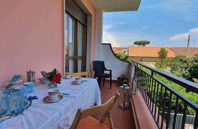 Wohnung in Torre Del Lago Puccini mit 2 Schlafzimmern 5 Schlafplätzen