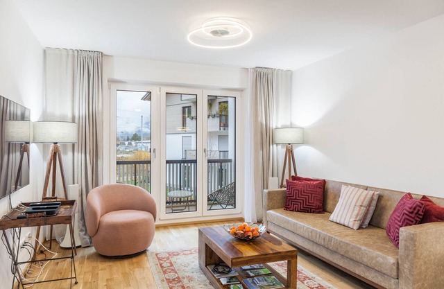 Ferienwohnung "zum Genießen" mit Bergblick, Privaten Balkonen und WLAN