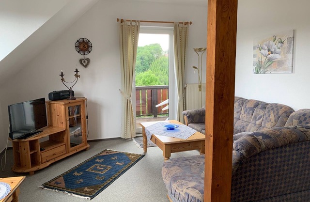 Ferienwohnung '1, Größe 90qm' mit Balkon und Wi-Fi