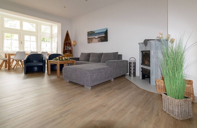 Fewo 1 Villa Eden Binz, 92 qm, 3-Raum, 6 Personen, Strandnah, Parkplatz inkl.