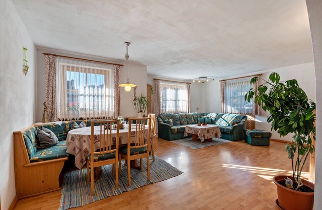 Ferienwohnung '1' mit Bergblick, Gemeinschaftsgarten und WLAN