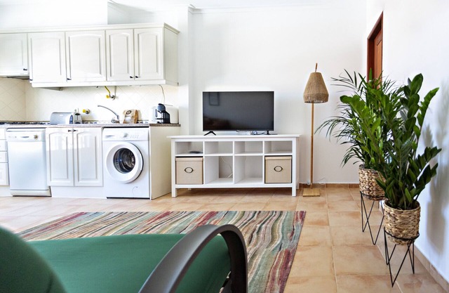 Apartment 140m from the beach pier