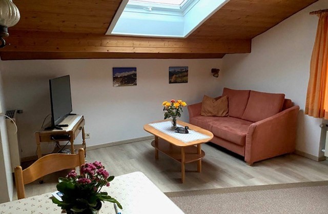 Ferienwohnung 2 39qm, Kochni., Wohnzimmer, 1 Wohnschlafz., ohne Balkon, 2 P