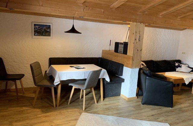 Appartement - 2 Schlafräume Bad/WC DG - Alpenstern - Familie Weitenauer