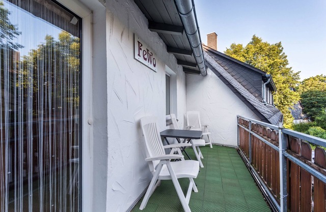 Ferienwohnung '3 Kirsche' mit Blick auf die Berge, Gemeinschaftsgarten und Wi-Fi