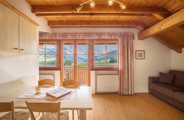 Ferienwohnung '3' mit Bergblick, Gemeinschaftsgarten und WLAN