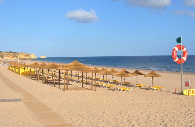 Apartment 30 meters from the beach