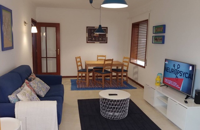 Apartment 30 m vom Sandstrand von Congreira (Praia Nova), Vila Cha