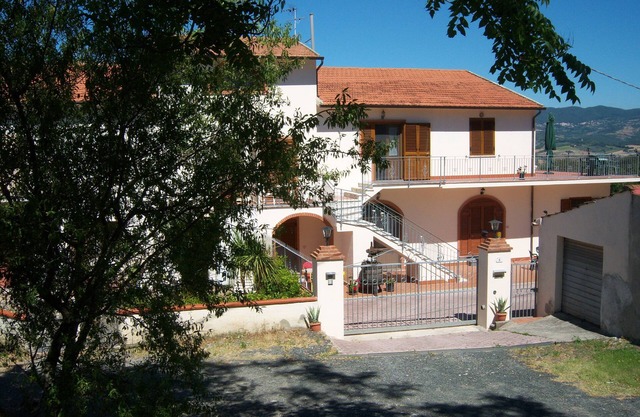 Apartment 4 · Villa Saracino