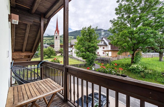 Ferienwohnung '4' mit Bergblick, Gemeinschaftspool und WLAN