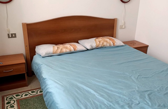 Apartment 50m from the beach (umbrellas and sunbeds can be rented on the beach)