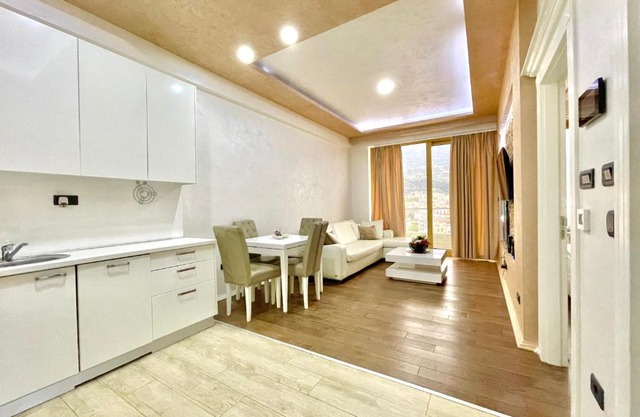 Apartment 888
