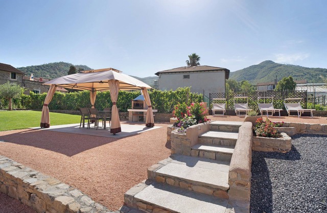 Ferienwohnung "Agriturismo Il Borgo - Ulivo" mit privater Terrasse und WLAN