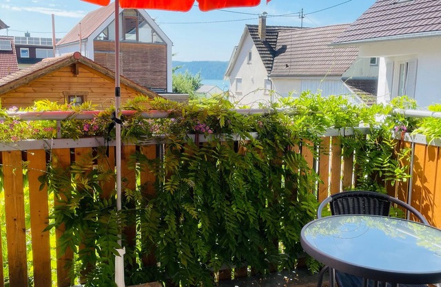 Ferienwohnung 'Abendrot, 45qm' mit Seeblick, Balkon und Wi-Fi