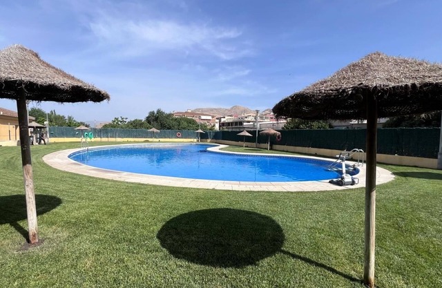 Ferienwohnung 'Ágora' mit Bergblick, Gemeinschaftspool und Klimaanlage