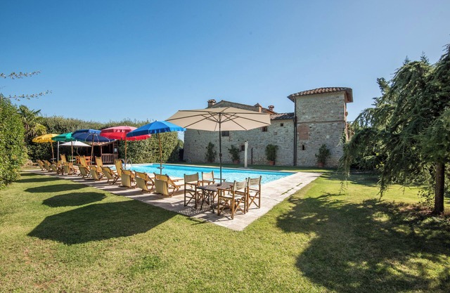 Ferienwohnung 'Agriturismo Ischieto - Il Granaio' mit Gemeinschaftspool, WLAN und Klimaanlage