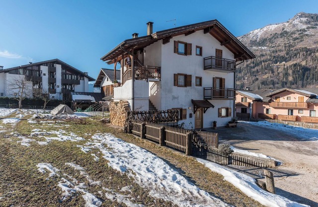 Ferienwohnung 'Agritur Alle Quattro Stagioni' mit Bergblick und Garten