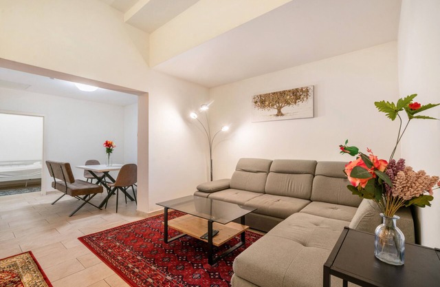 Ferienwohnung 'Aldars 8' mit Wi-Fi und Klimaanlage
