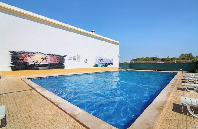 Ferienwohnung "Alfamar II" mit Pool, WLAN und Garten