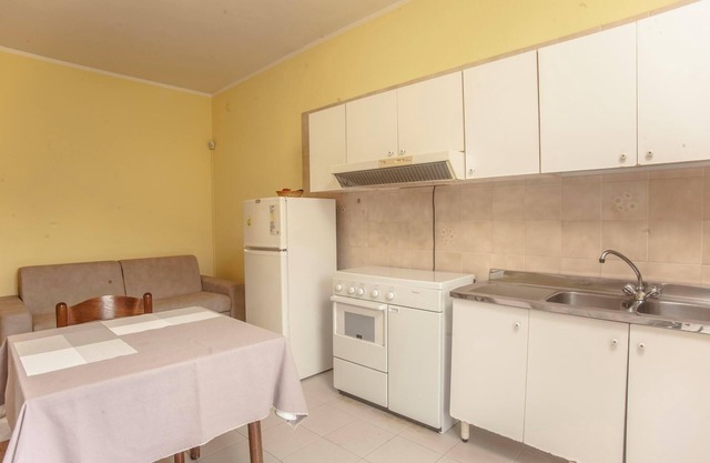Apartment "Alice" with Mountain View, Wi-Fi, A/C, Terrace & Garden