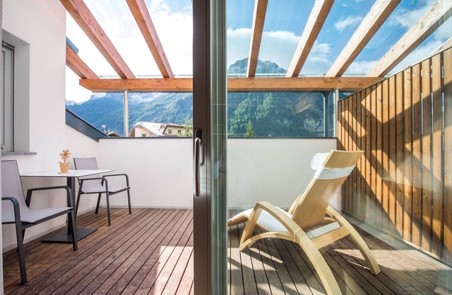 Ferienwohnung "Alpenblick Nr 8" mit Gemeinschaftsgarten und WLAN
