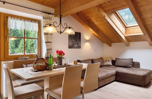 Ferienwohnung 'Alpenglück' mit Bergblick, Gemeinschaftsgarten und Wi-Fi