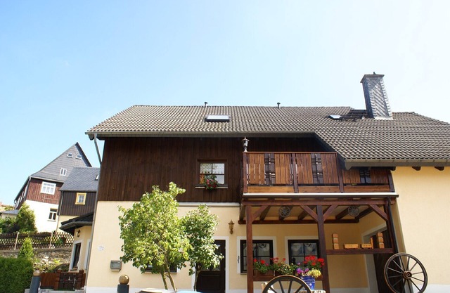 Ferienwohnung 'Am Schloss Lauenstein' mit Privatterrasse, Balkon und WLAN