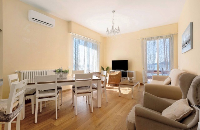 Ferienwohnung 'Amazing View' mit privater Terrasse, WLAN und Klimaanlage