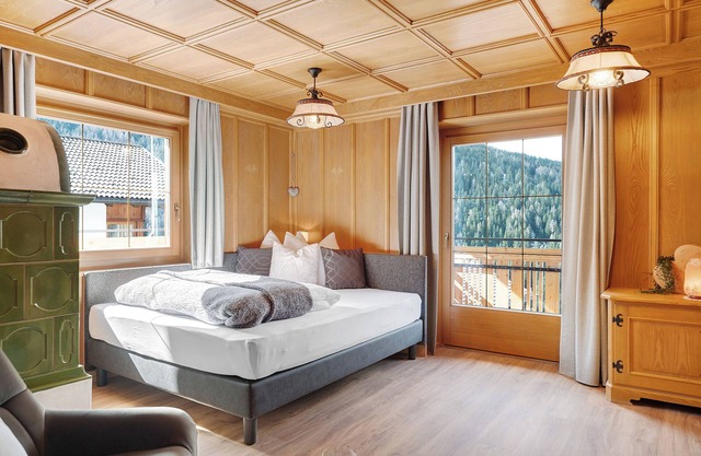 Ferienwohnung 'Anna' mit Bergblick, privater Terrasse und Wi-Fi