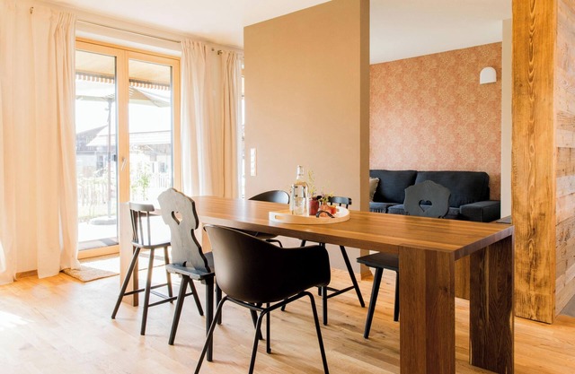 Ferienwohnung "Anneliese" mit Terrasse, Garten & WLAN