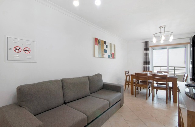 Ferienwohnung "Apartamento Girassol" mit WLAN und Klimaanlage