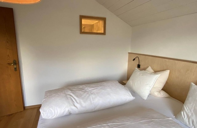 Appartement/Fewo, Dusche, WC, Balkon - Waldruh