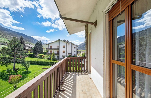 Ferienwohnung 'Appartamento Belvedere' mit Bergblick, Gemeinschaftsgarten und Balkon
