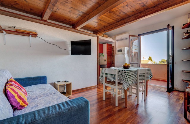 Ferienwohnung 'Appartamento A Cavo Sul Mare' mit Meerblick, Wi-Fi und Klimaanlage