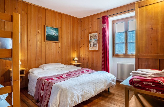 Ferienwohnung 'Appartamento Moti' mit Bergblick, Gemeinschaftsgarten und Balkon